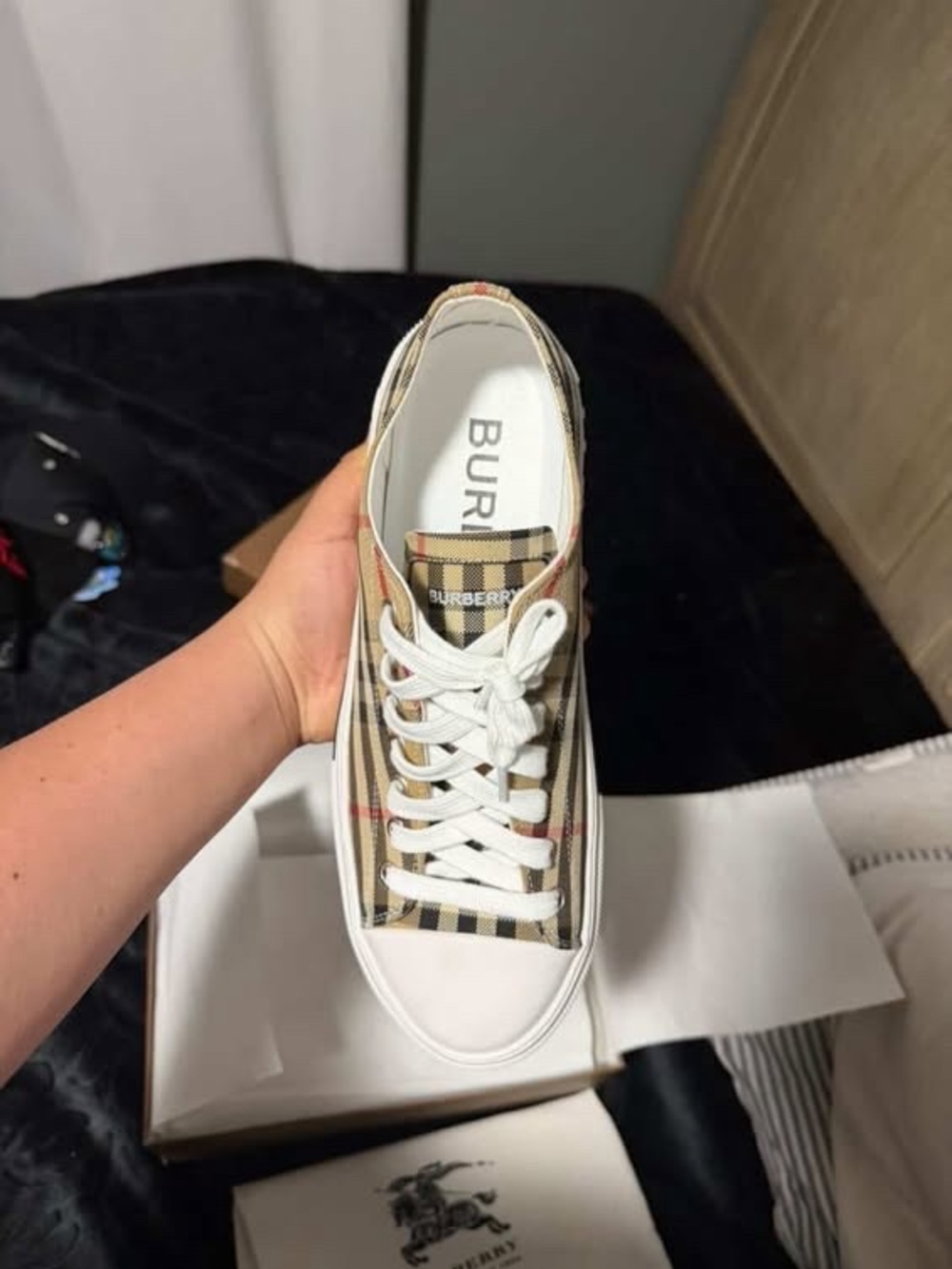 Burberry Black and White Branded Dust Bag - Picture 5 of 7